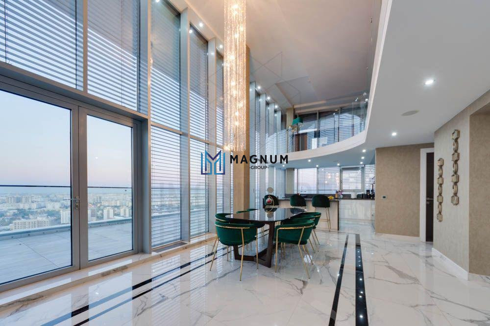 penthouse spectaculos- Asmita Gardens- etajul 25