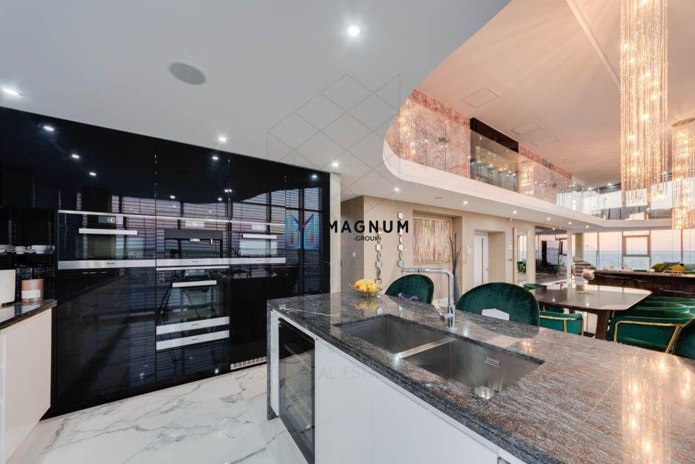 penthouse spectaculos- Asmita Gardens- etajul 25