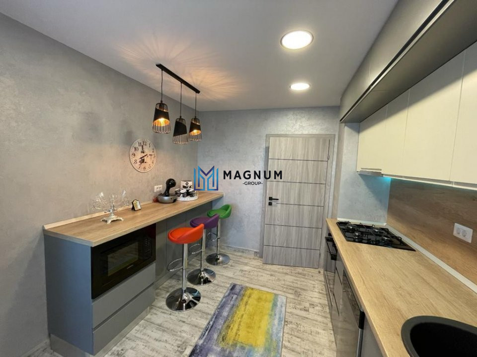 Apartament de Lux cu 2 Camere, Vedere la Bulevard, Zona Unirii-Burebista.