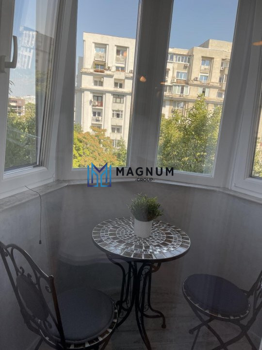 Apartament de Lux cu 2 Camere, Vedere la Bulevard, Zona Unirii-Burebista.