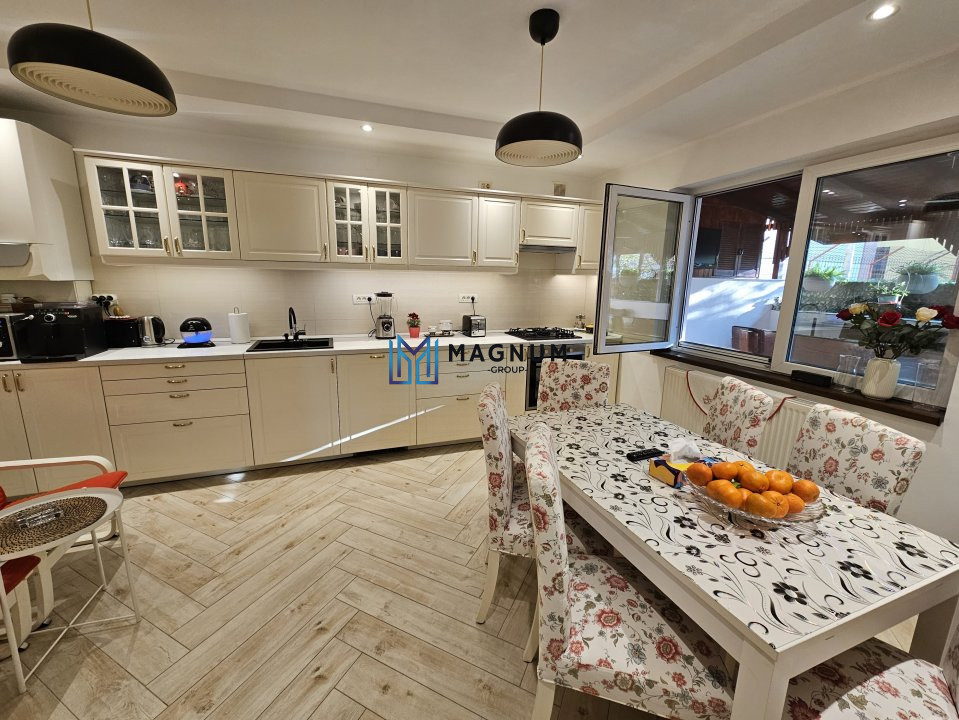 Vila individuala de vanzare , constructie noua sector 5