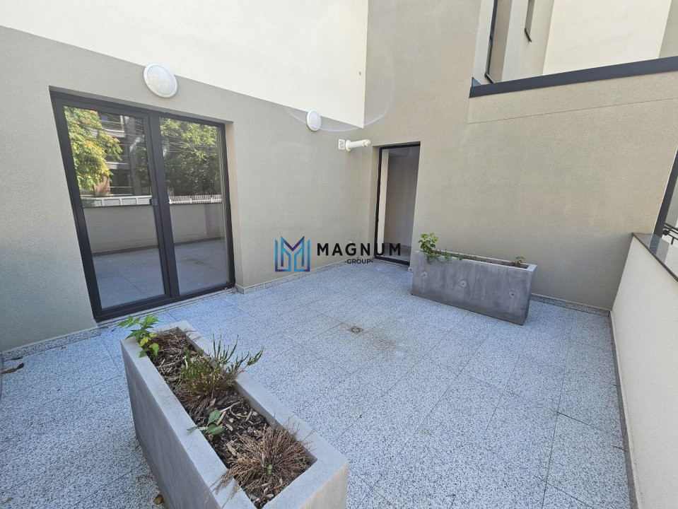 Apartament 3 camere de vanzare Vitan Metrou Mihai Bravu