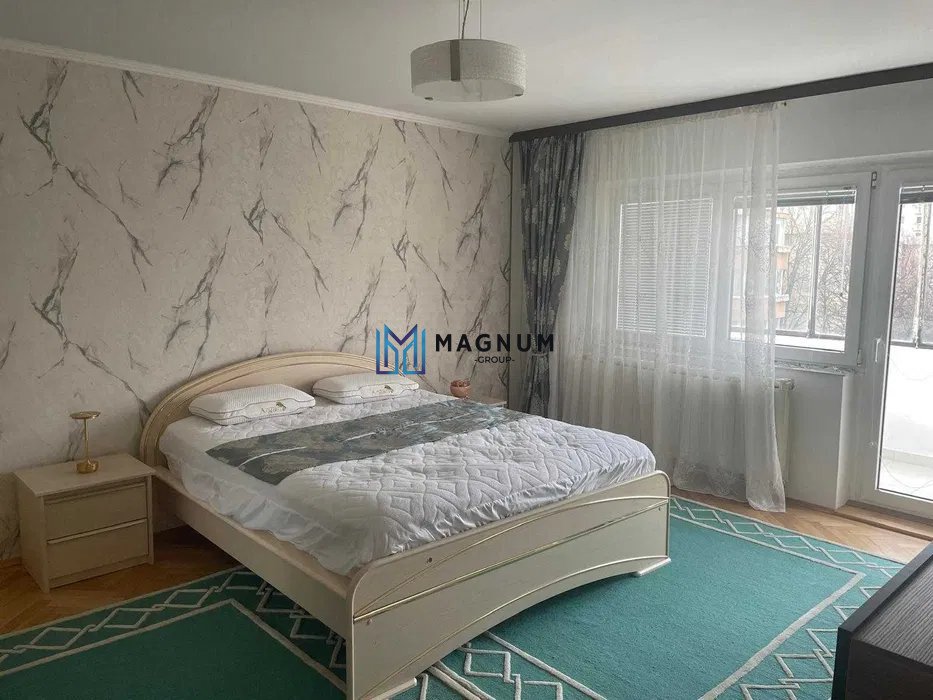 Apartament  cu 3 camere, zonă premium Decebal