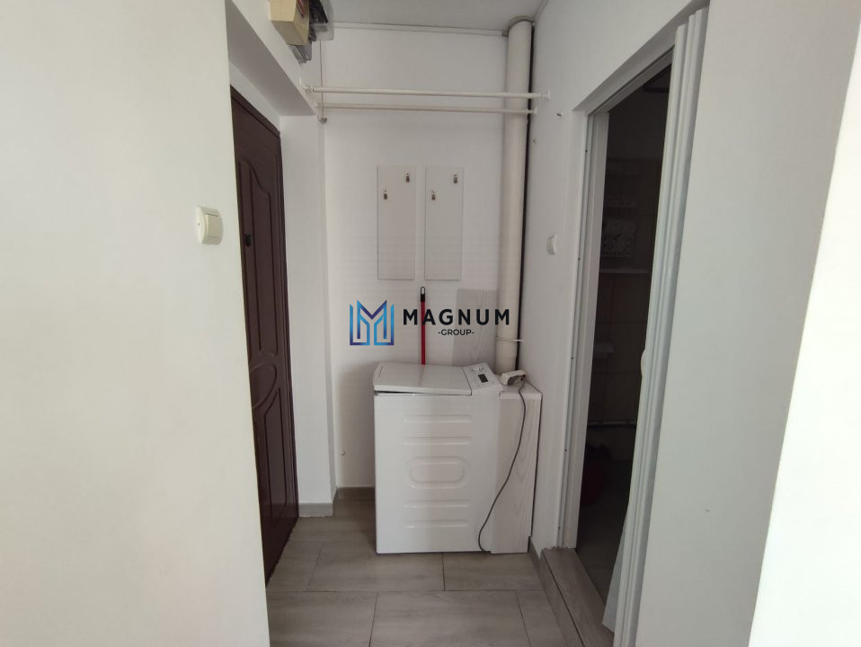 Garsoniera de vanzare zona Decebal! Ideal Investitie