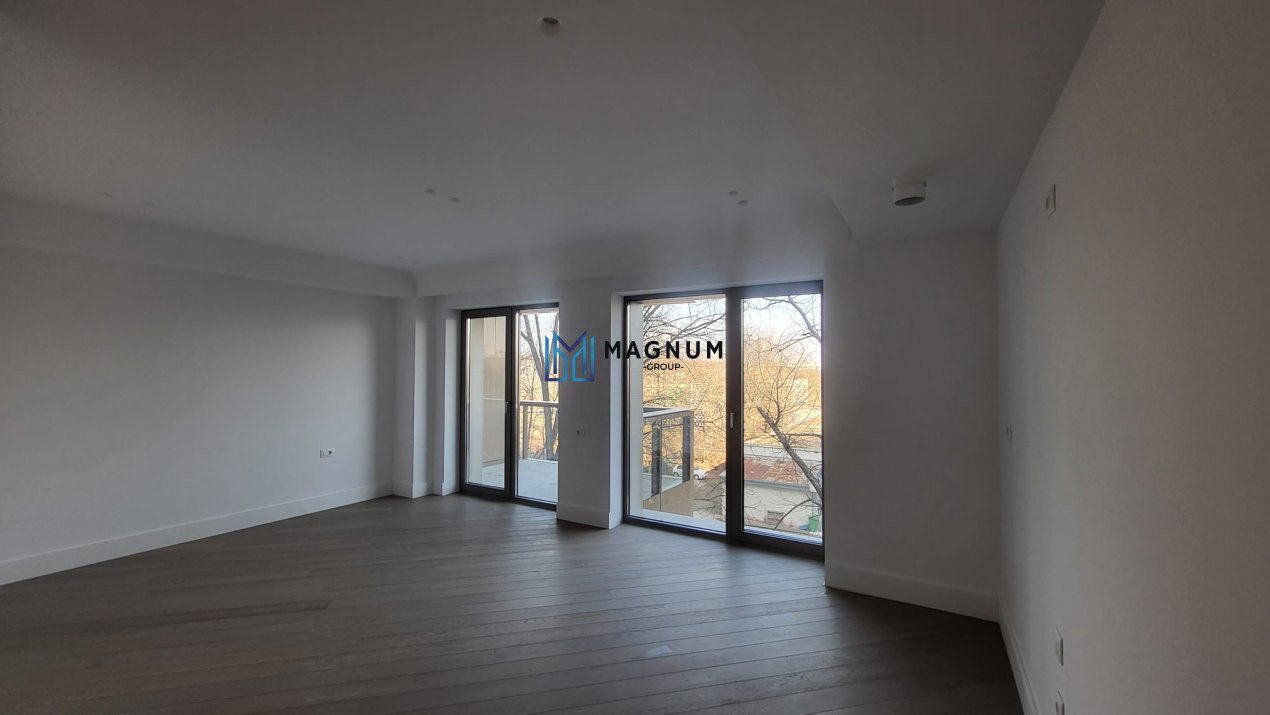 Studio CORETINA 126