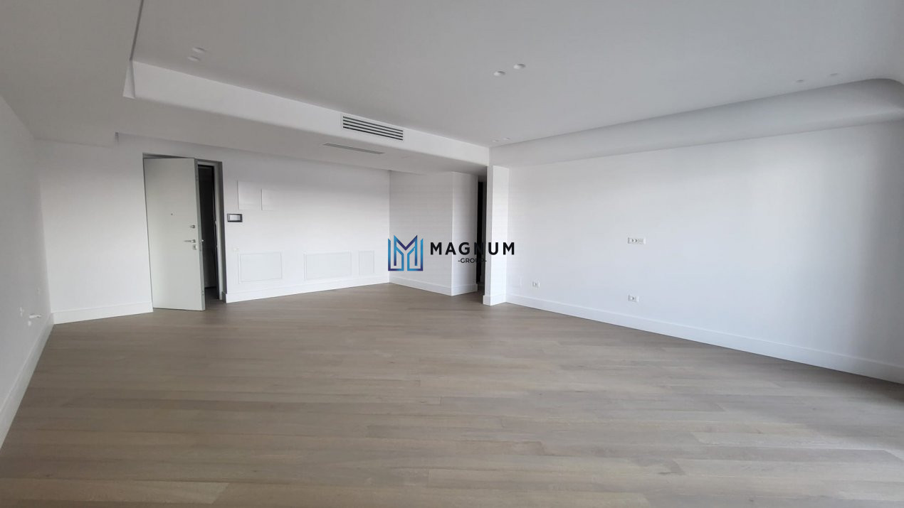 Apartament 3 camere CORTINA 126