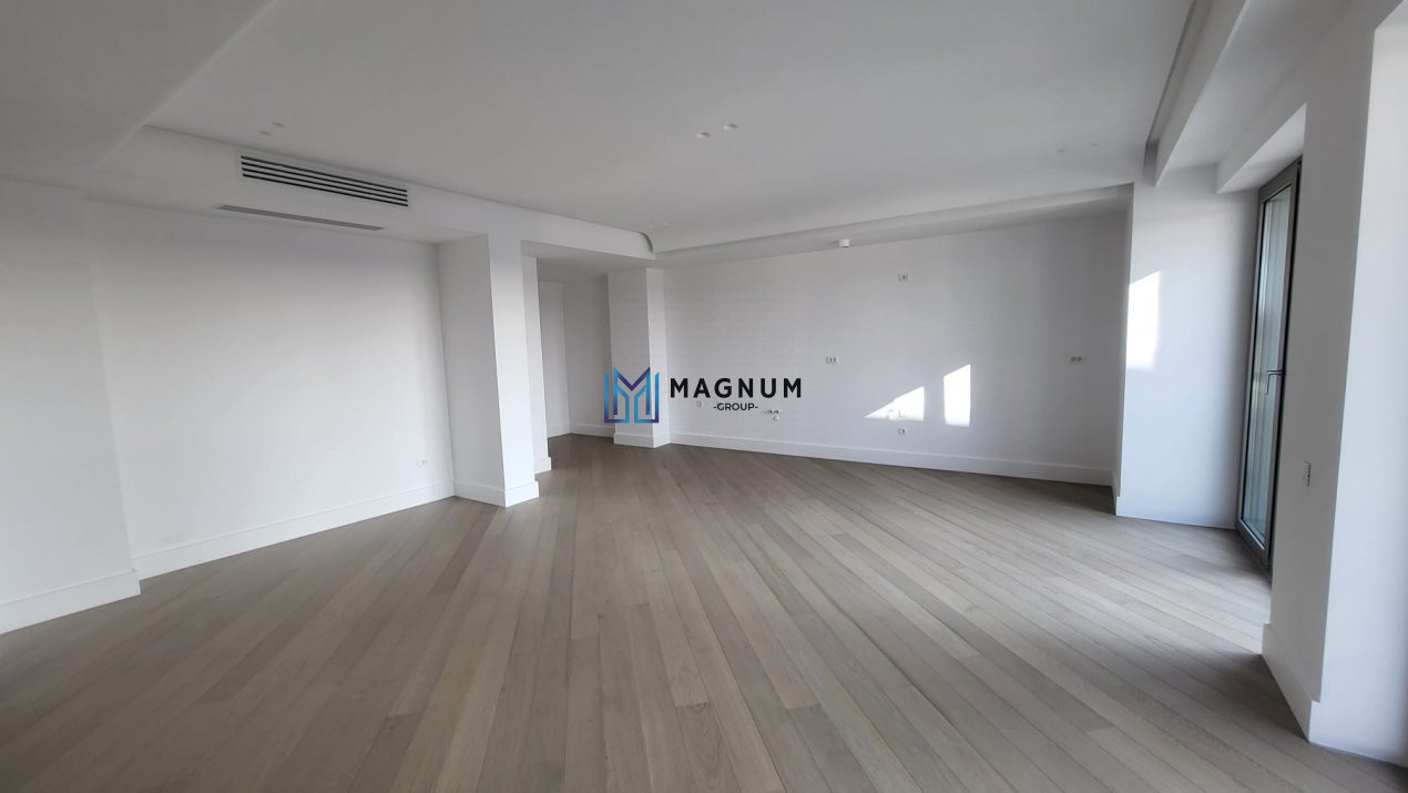 Apartament 4 camere CORTINA 126
