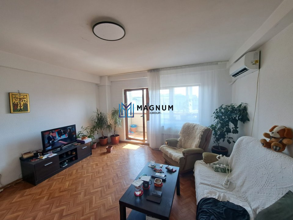 Apartament 2 camere de vanzare zona Decebal