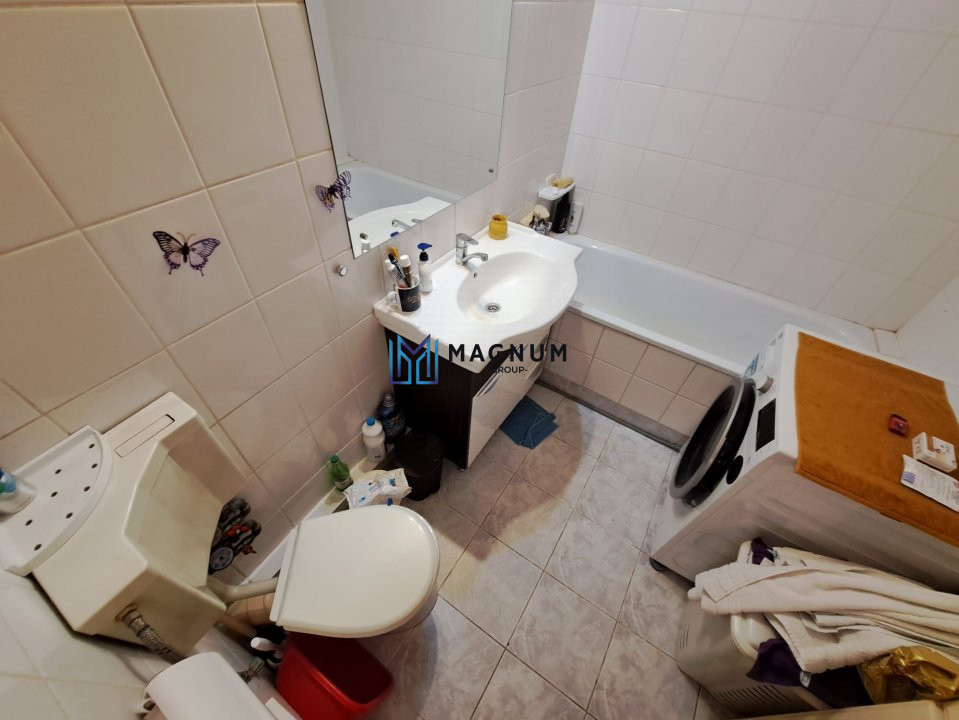 Apartament 2 camere de vanzare zona Decebal
