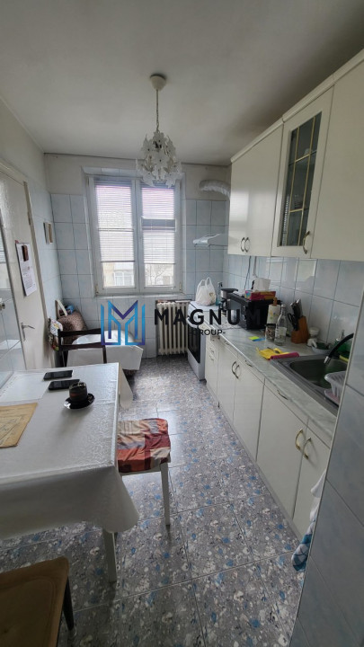 Apartament 3 camere zona Giurgiului