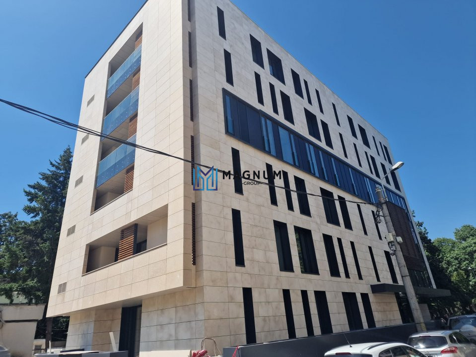 apartament 4 camere de vanzare- pozitie unica- parc Herastrau- Acr de Triunf