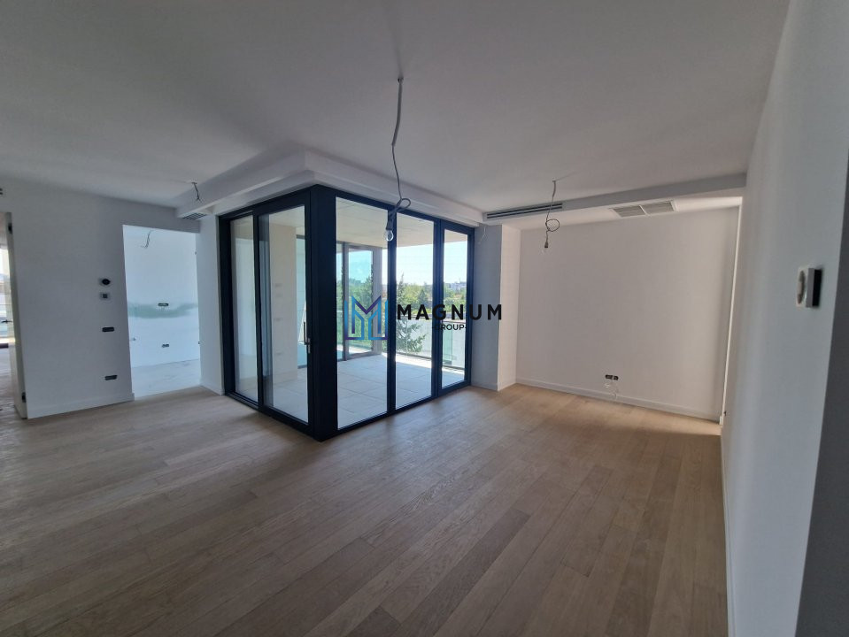 apartament 4 camere de vanzare- pozitie unica- parc Herastrau- Acr de Triunf