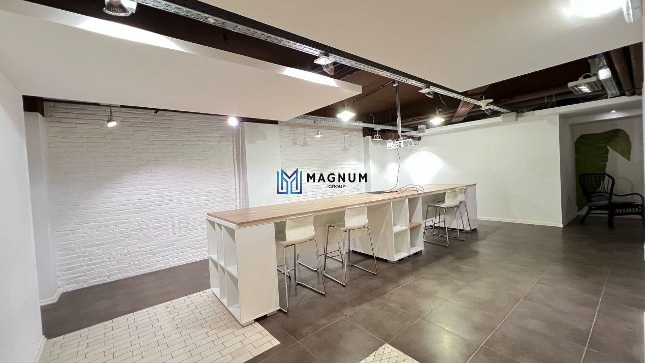 Spatiu comercial si de birouri de inchiriat- demisol - zona centrala - lux