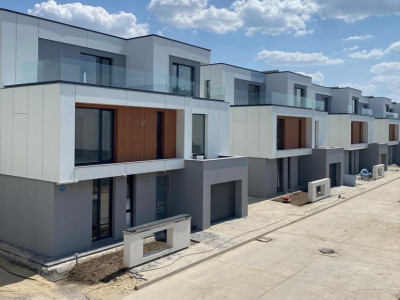 Vila deosebita de vanzare Zona Iancu Nicolae