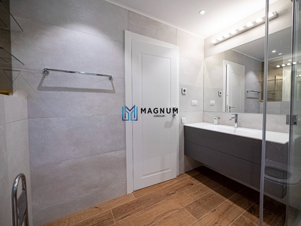 Apartament 7 camere in Vila de inchiriat Satul Francez