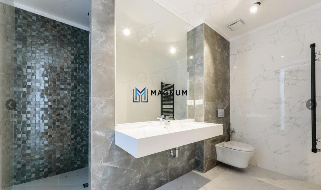 Apartament 4 camere de vanzare One Mamaia Nord- vedere mare