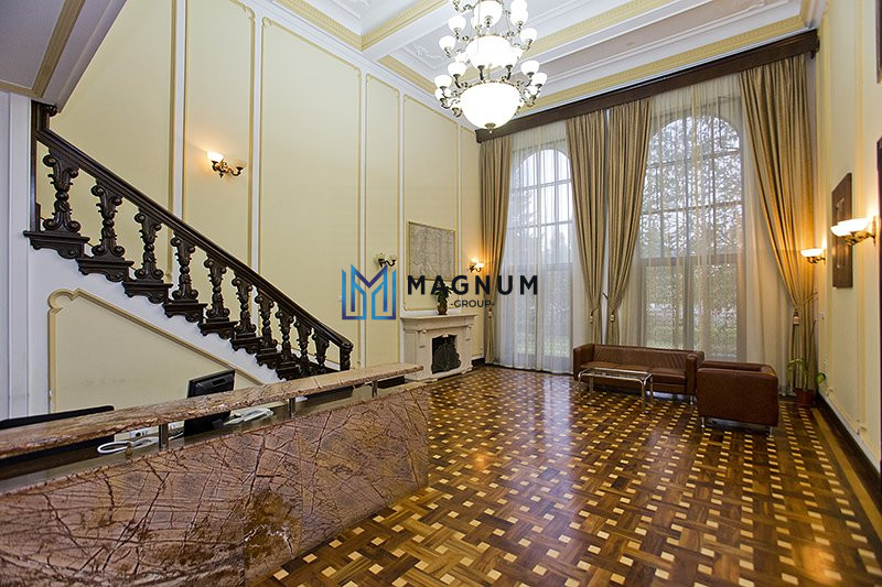 Vila exclusivista de inchiriat- pretabila Ambasada sau sediu de firma 