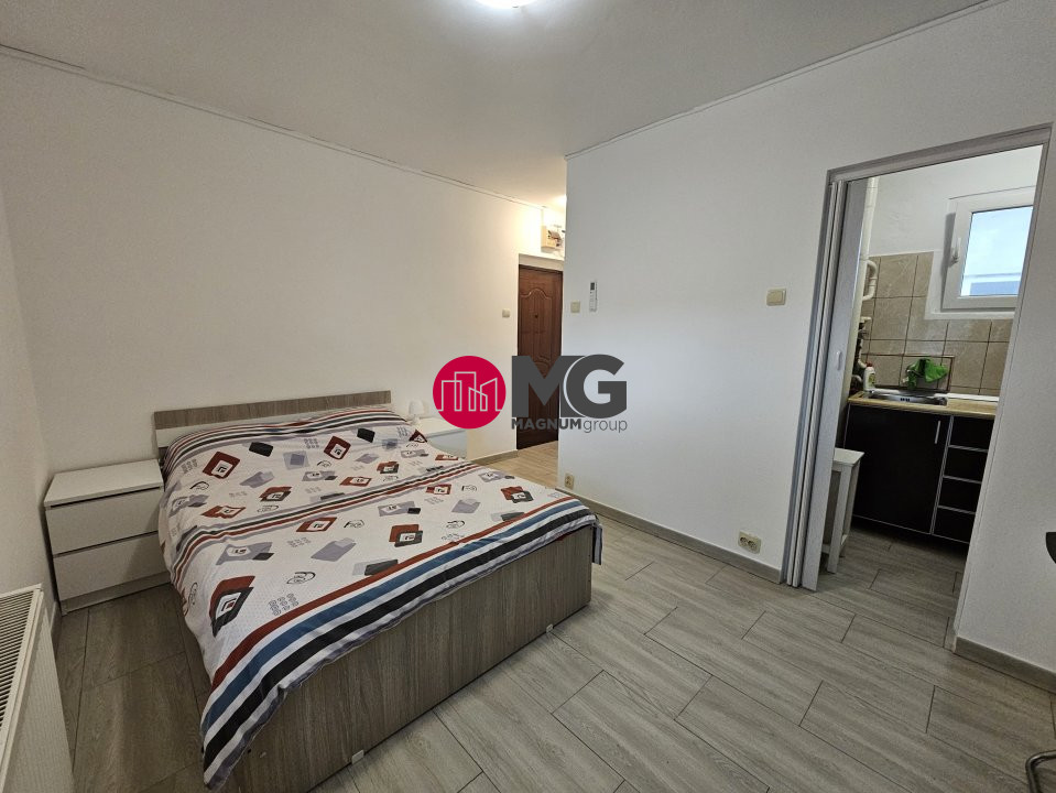 Garsoniera de inchiriat zona Decebal! 